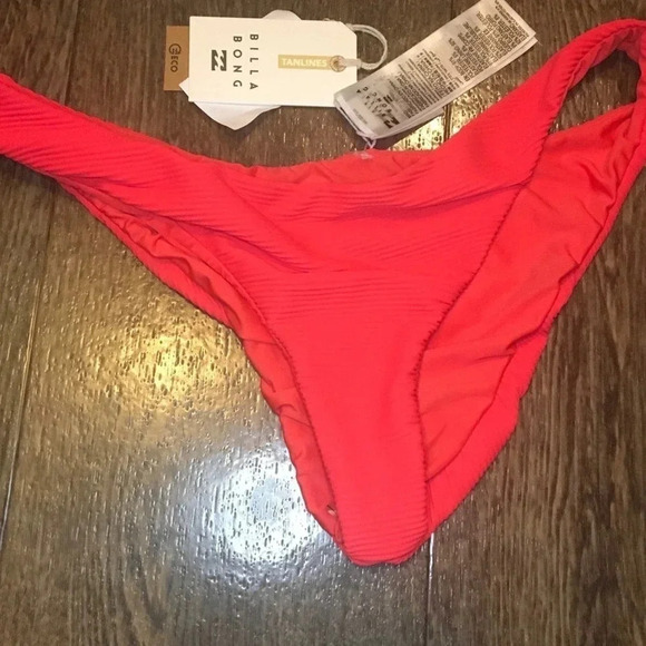 Billabong Red Tanlines Hike Ribbed Bikini Bottoms Size XL NWT - Picture 3 of 7
